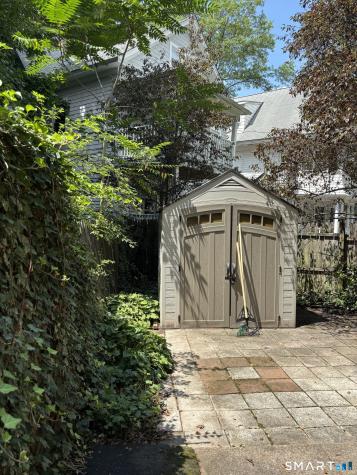 246 Goffe Terrace New Haven CT 06511