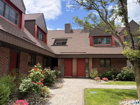 132 Montoya Drive Branford CT 06405
