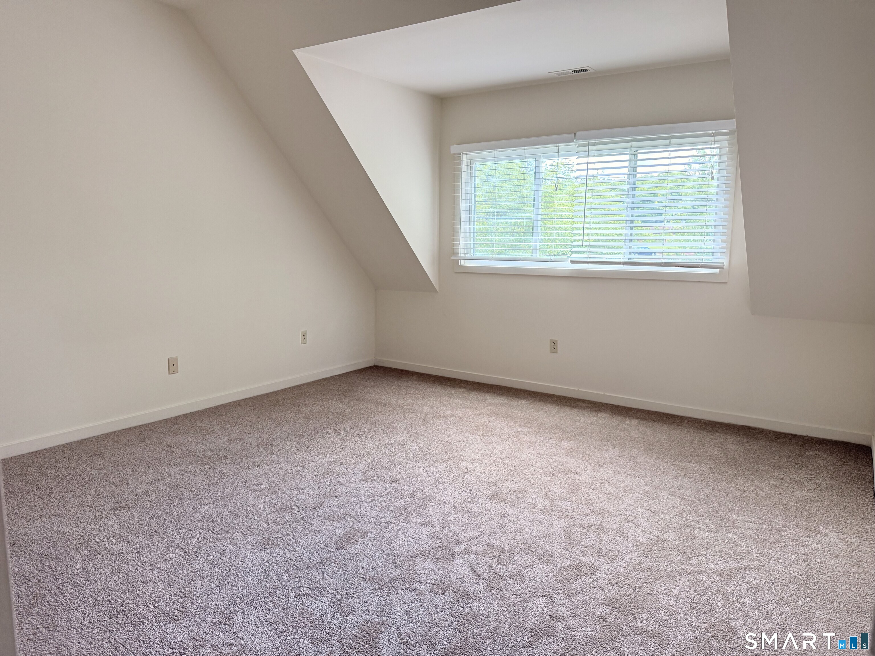 132 Montoya Drive Branford CT 06405