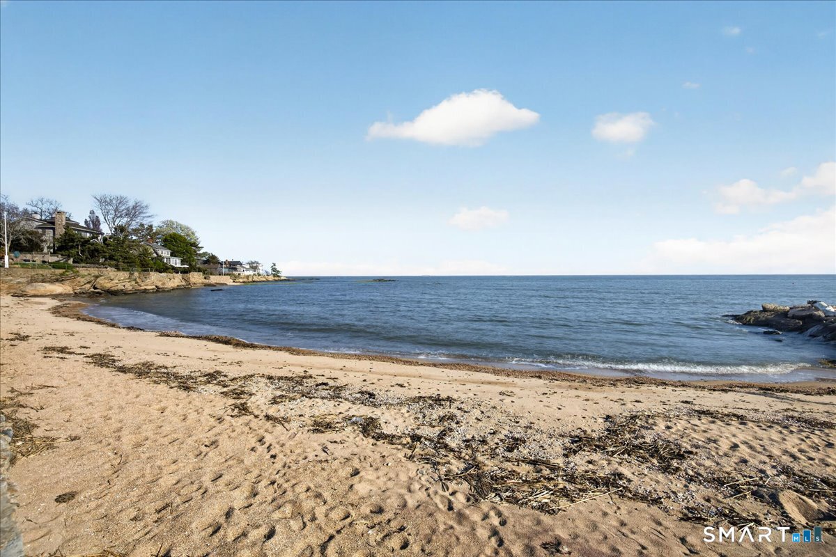 18 Brown Street Guilford CT 06437