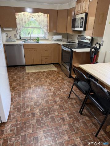 77 Ratlum Mountain Road Barkhamsted CT 06063