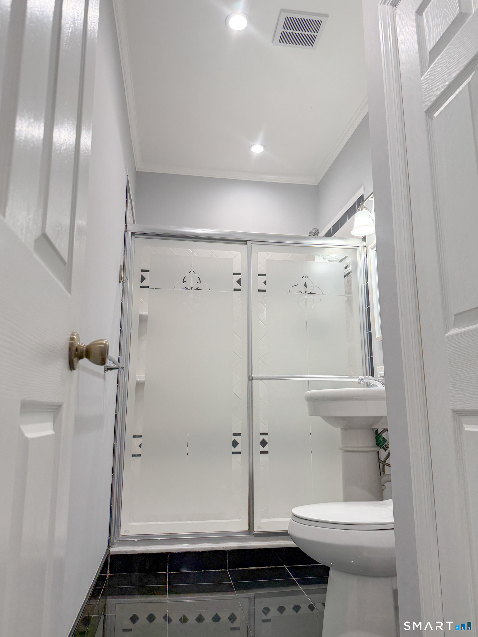 4 Newfield Street Norwalk CT 06850