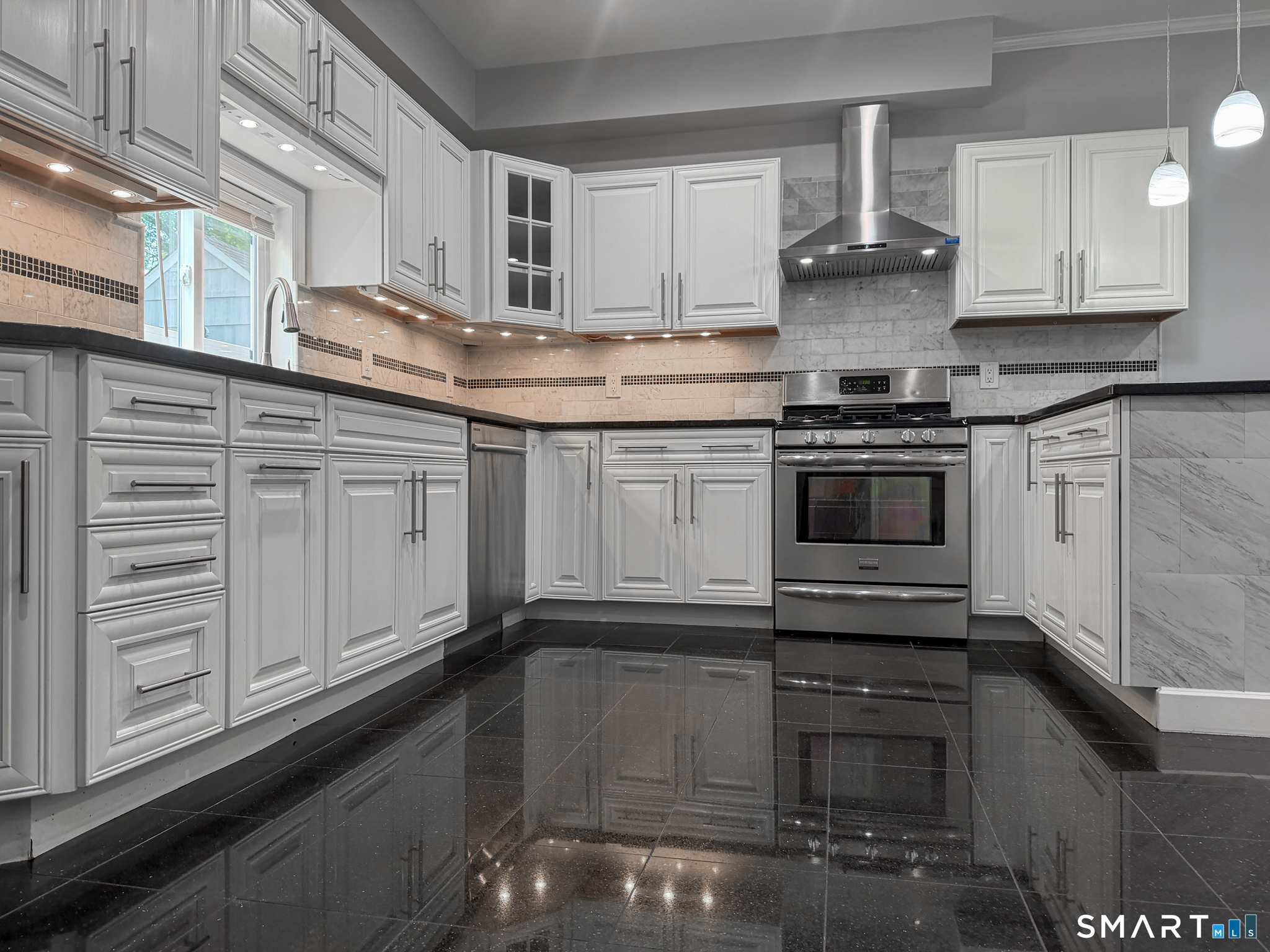 4 Newfield Street Norwalk CT 06850