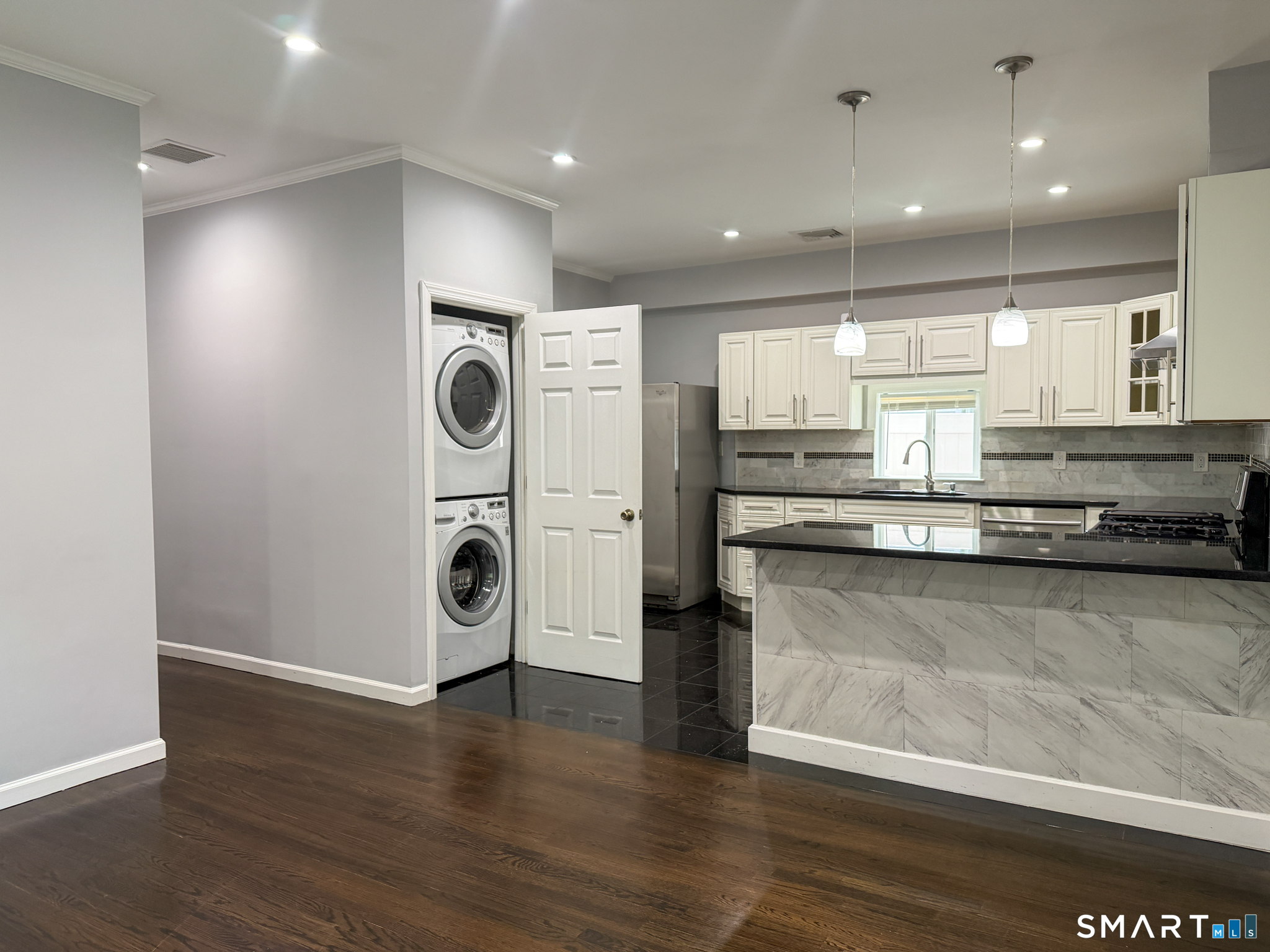 4 Newfield Street Norwalk CT 06850