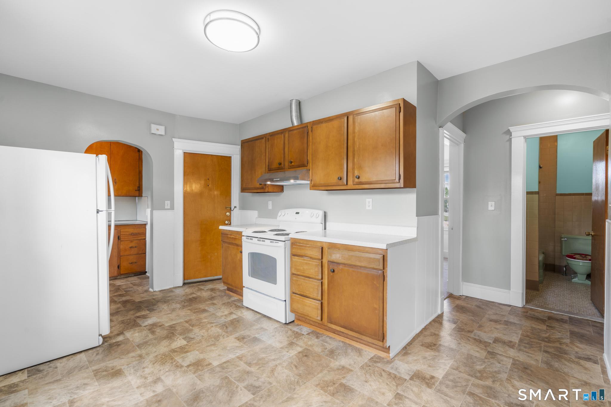 139 Richards Street West Haven CT 06516