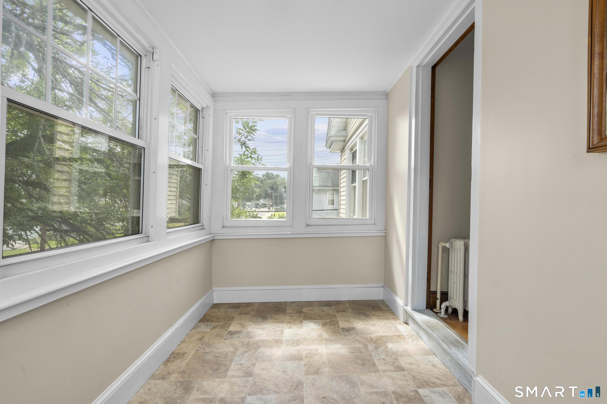 139 Richards Street West Haven CT 06516