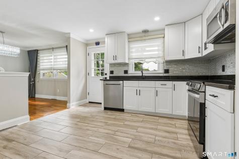 122 Upper State Street North Haven CT 06473