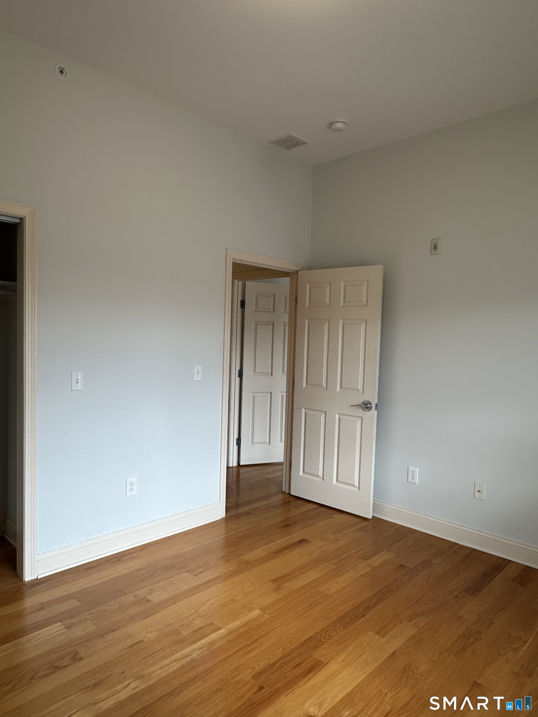 2518 Whitney Avenue Hamden CT 06518