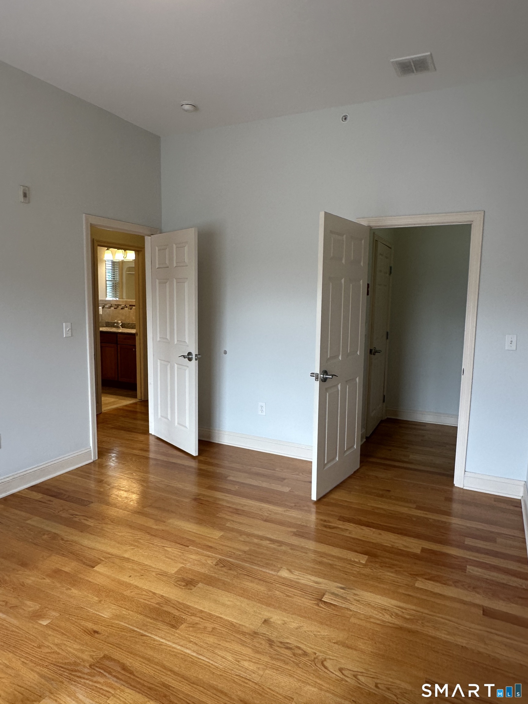 2518 Whitney Avenue Hamden CT 06518