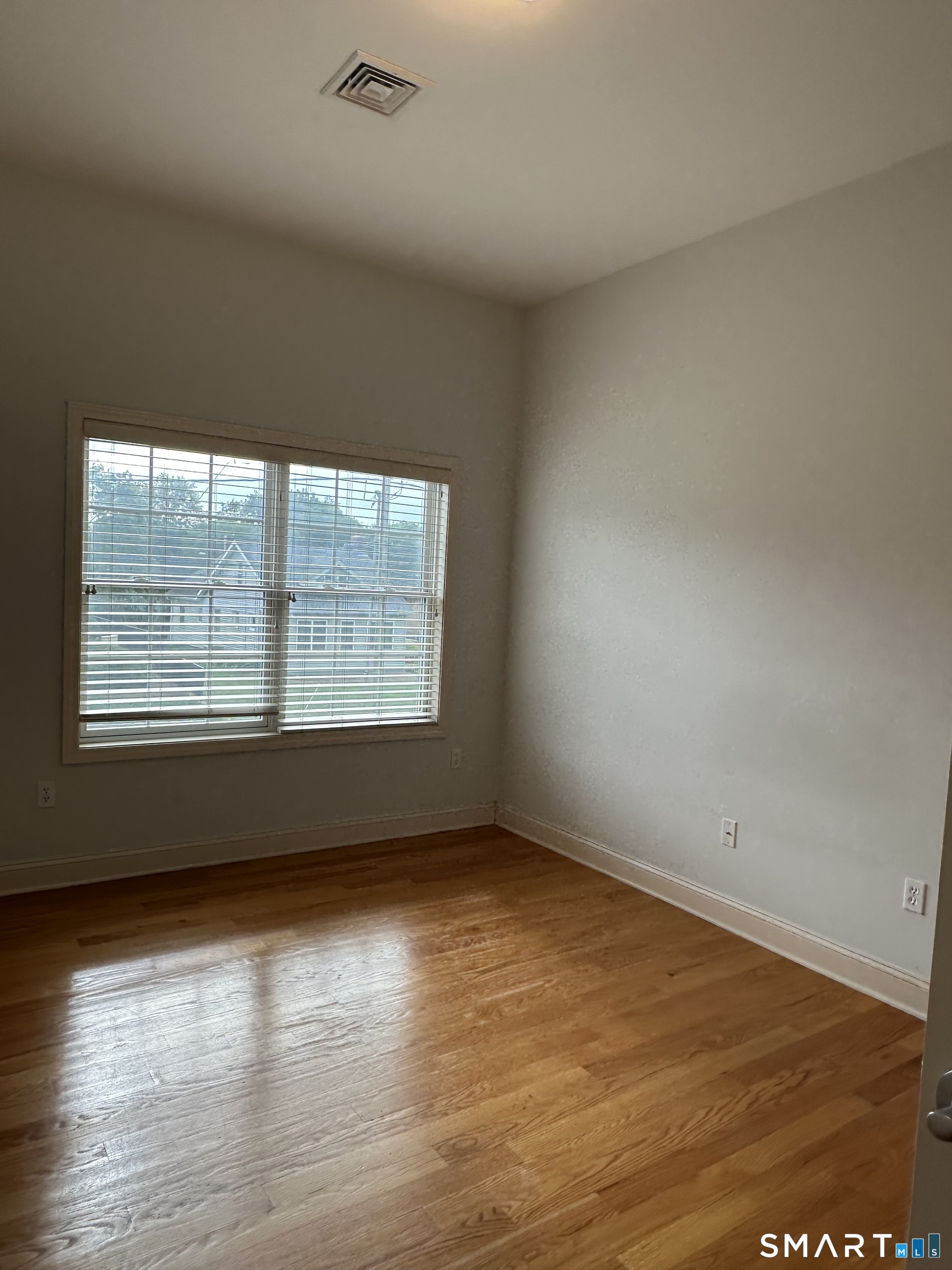 2518 Whitney Avenue Hamden CT 06518