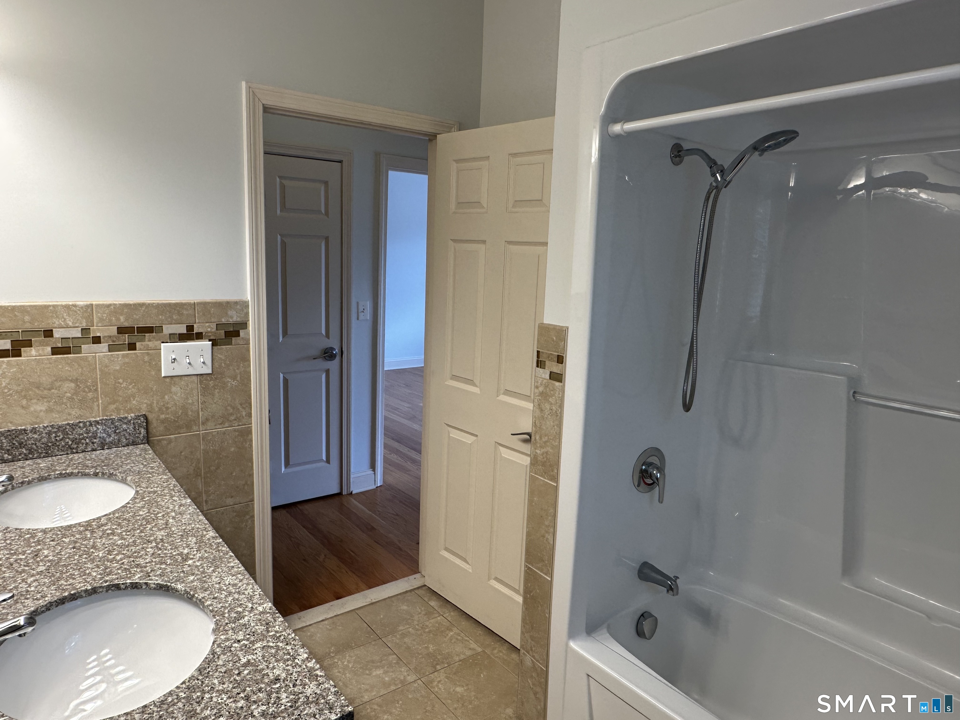 2518 Whitney Avenue Hamden CT 06518