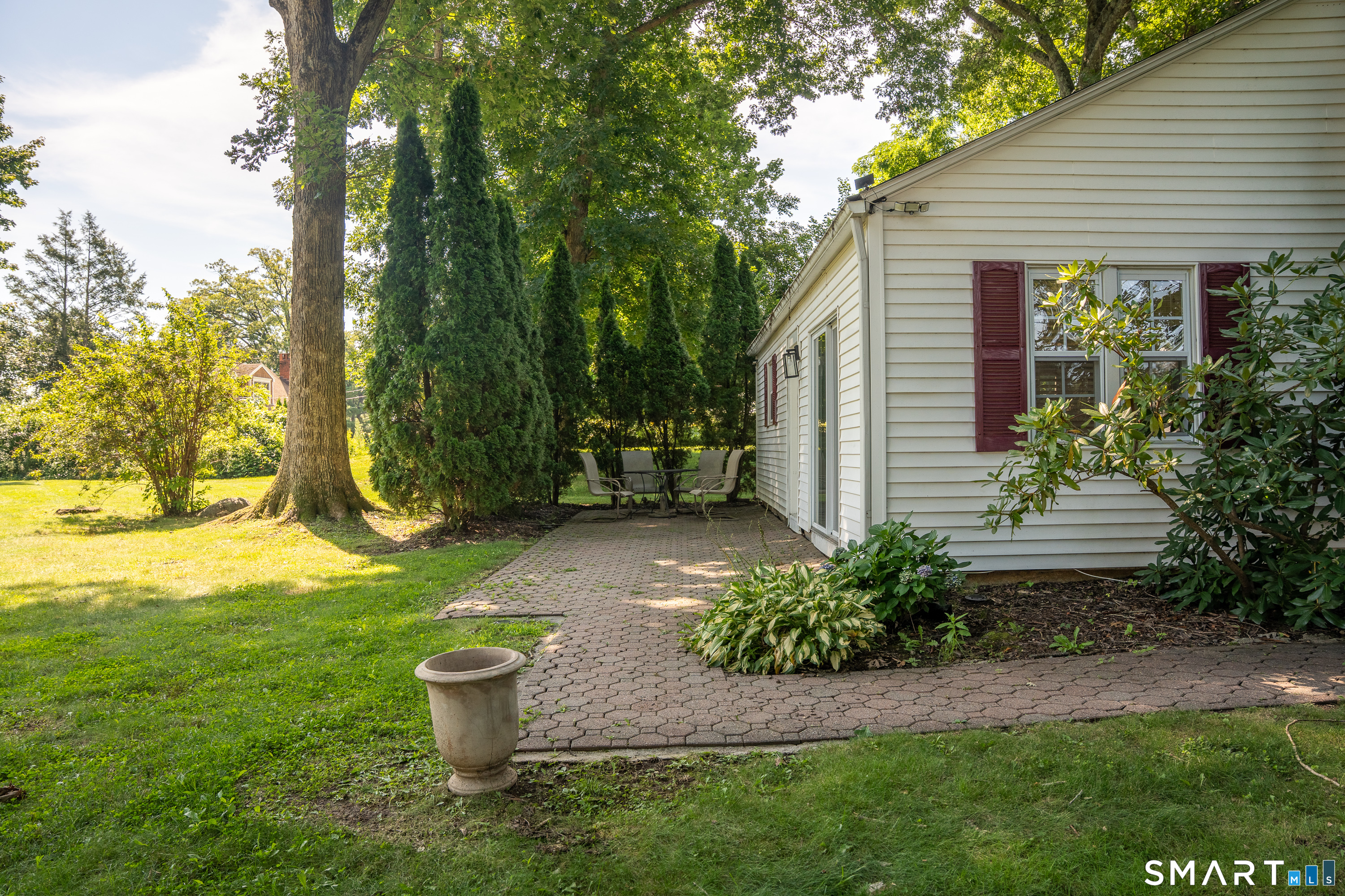 57 Knollcrest Road New Fairfield CT 06812