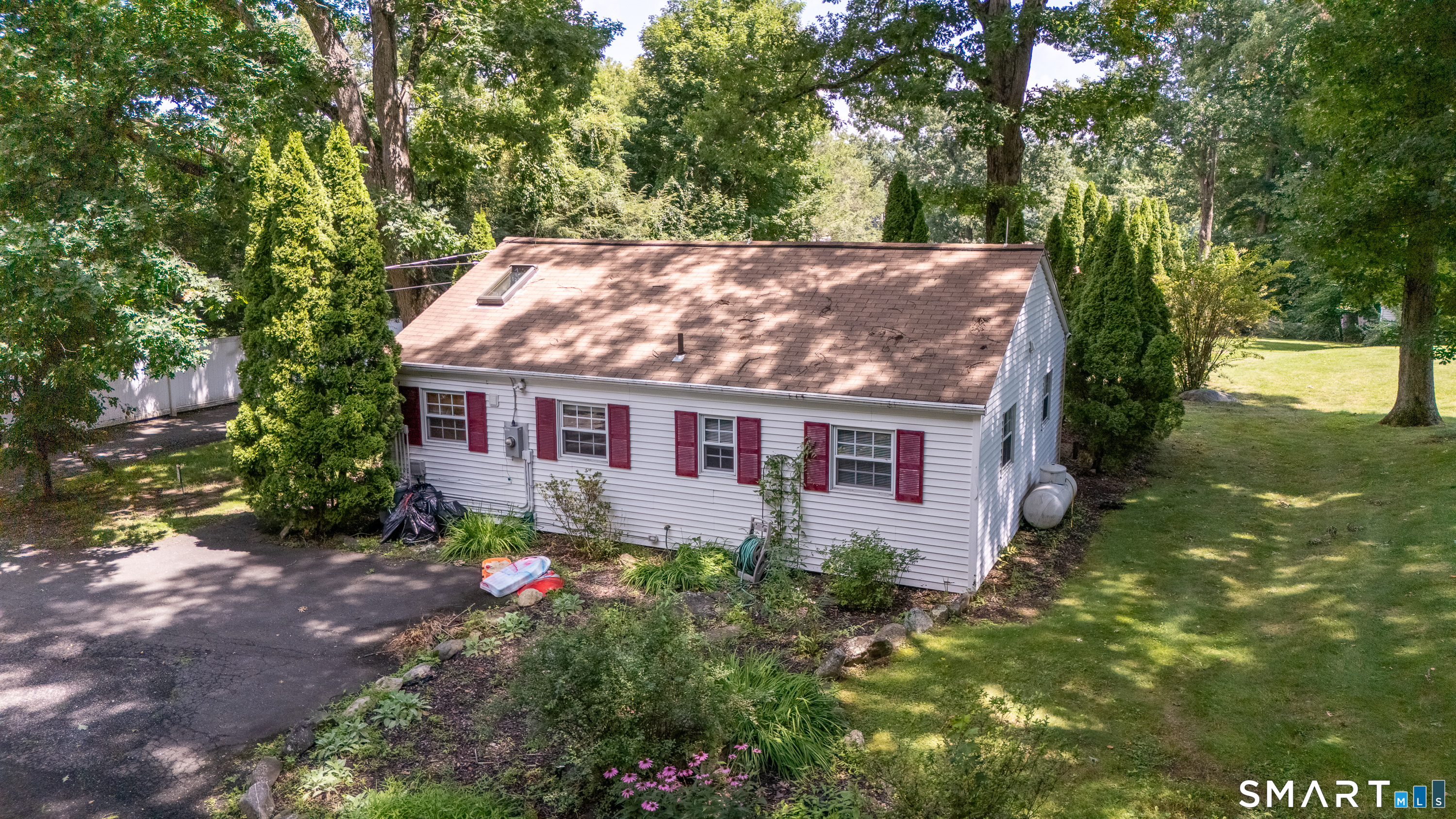 57 Knollcrest Road New Fairfield CT 06812