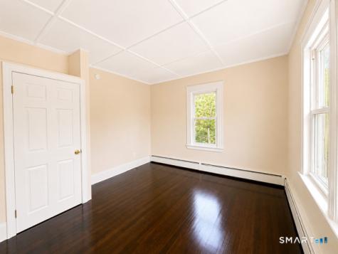 302 Lakeview Avenue Waterbury CT 06705