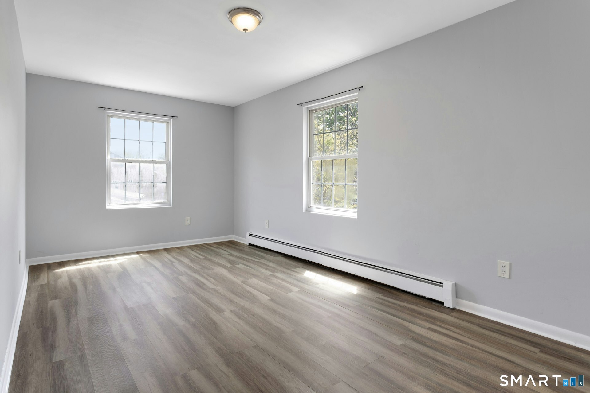 614 Earl Avenue Bridgeport CT 06606