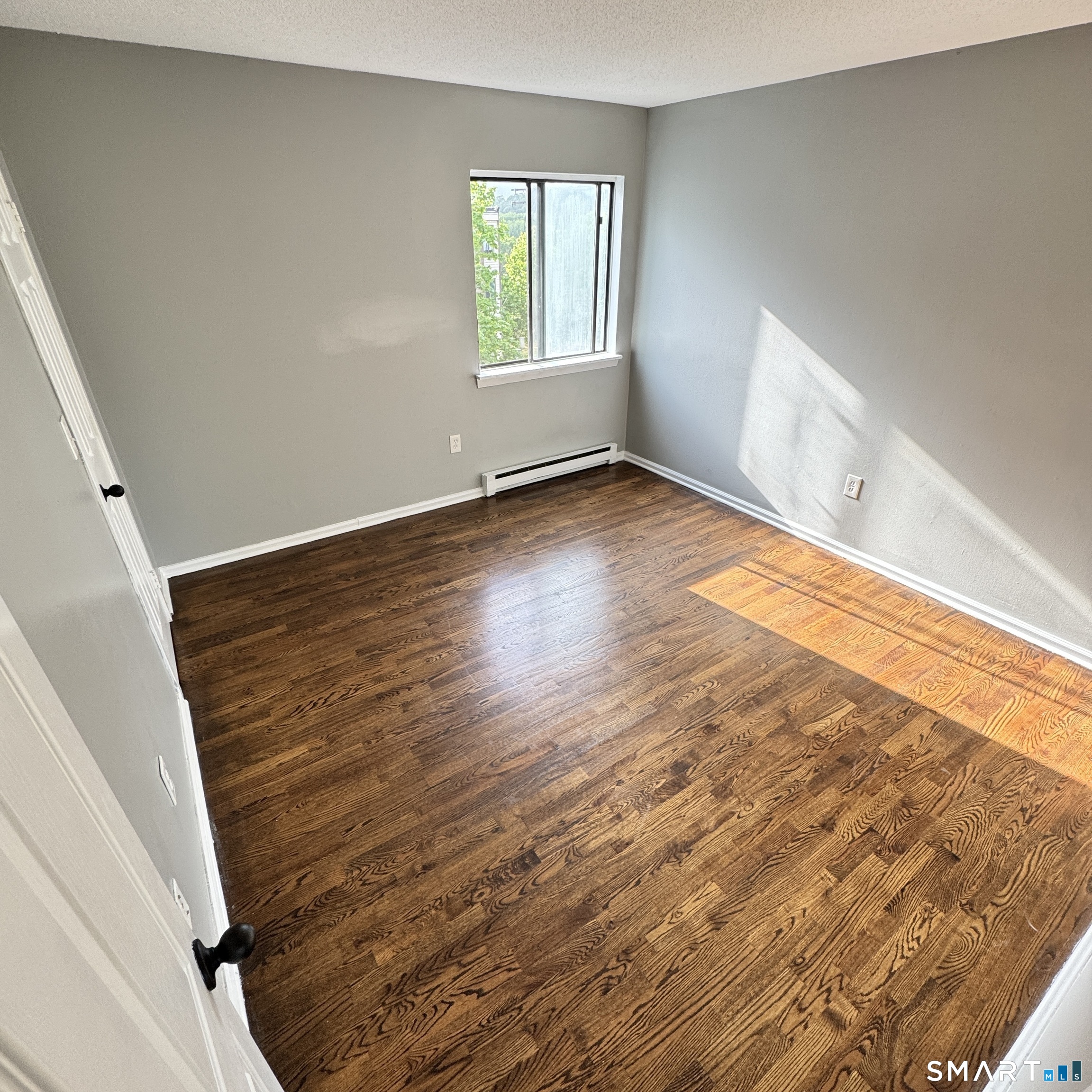 32 Old Foxon Road East Haven CT 06513