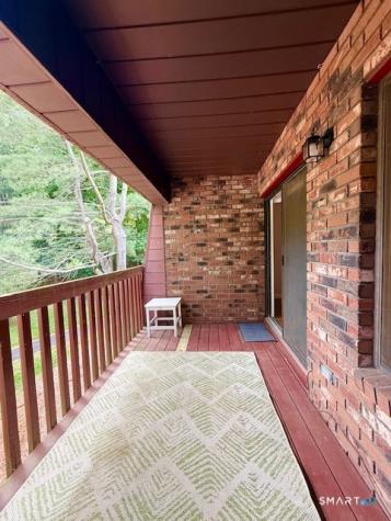 95 Woodsedge Drive Newington CT 06111