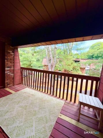 95 Woodsedge Drive Newington CT 06111