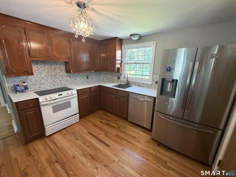 905 Plymouth Street Windsor CT 06095