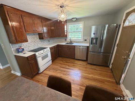 905 Plymouth Street Windsor CT 06095