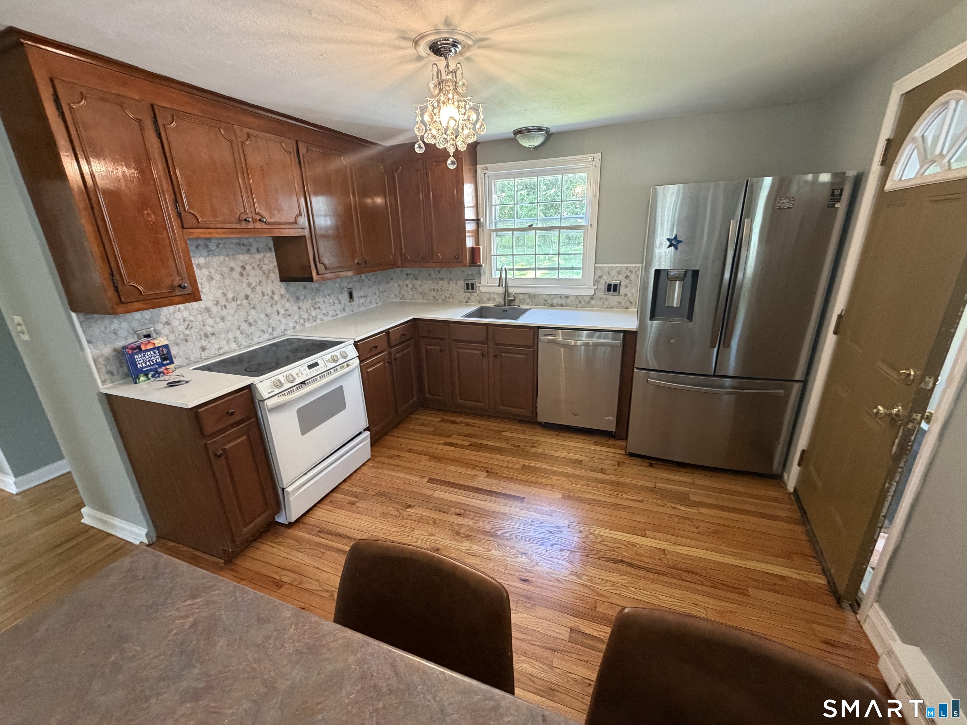 905 Plymouth Street Windsor CT 06095