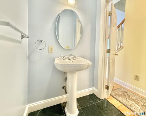 176 Nichols Avenue Stamford CT 06905