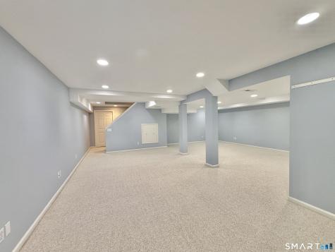 176 Nichols Avenue Stamford CT 06905