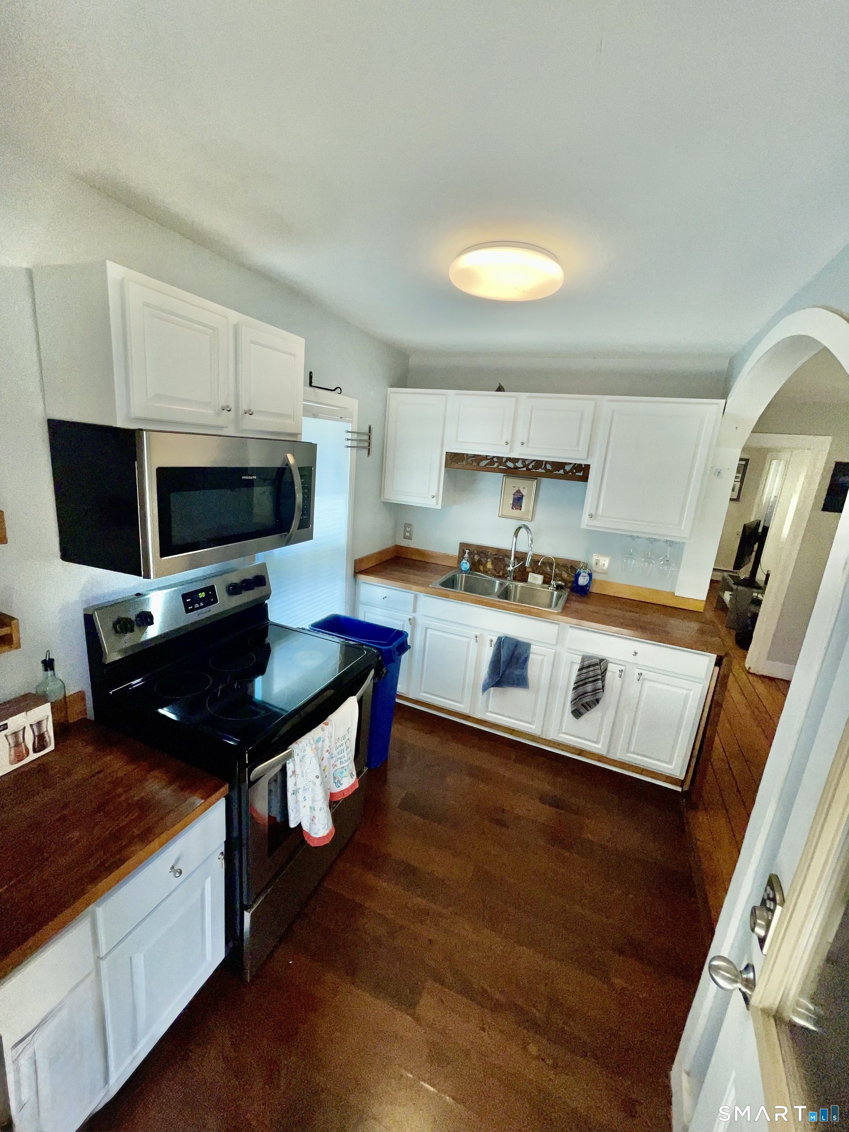 11 Huber Avenue Middletown CT 06457