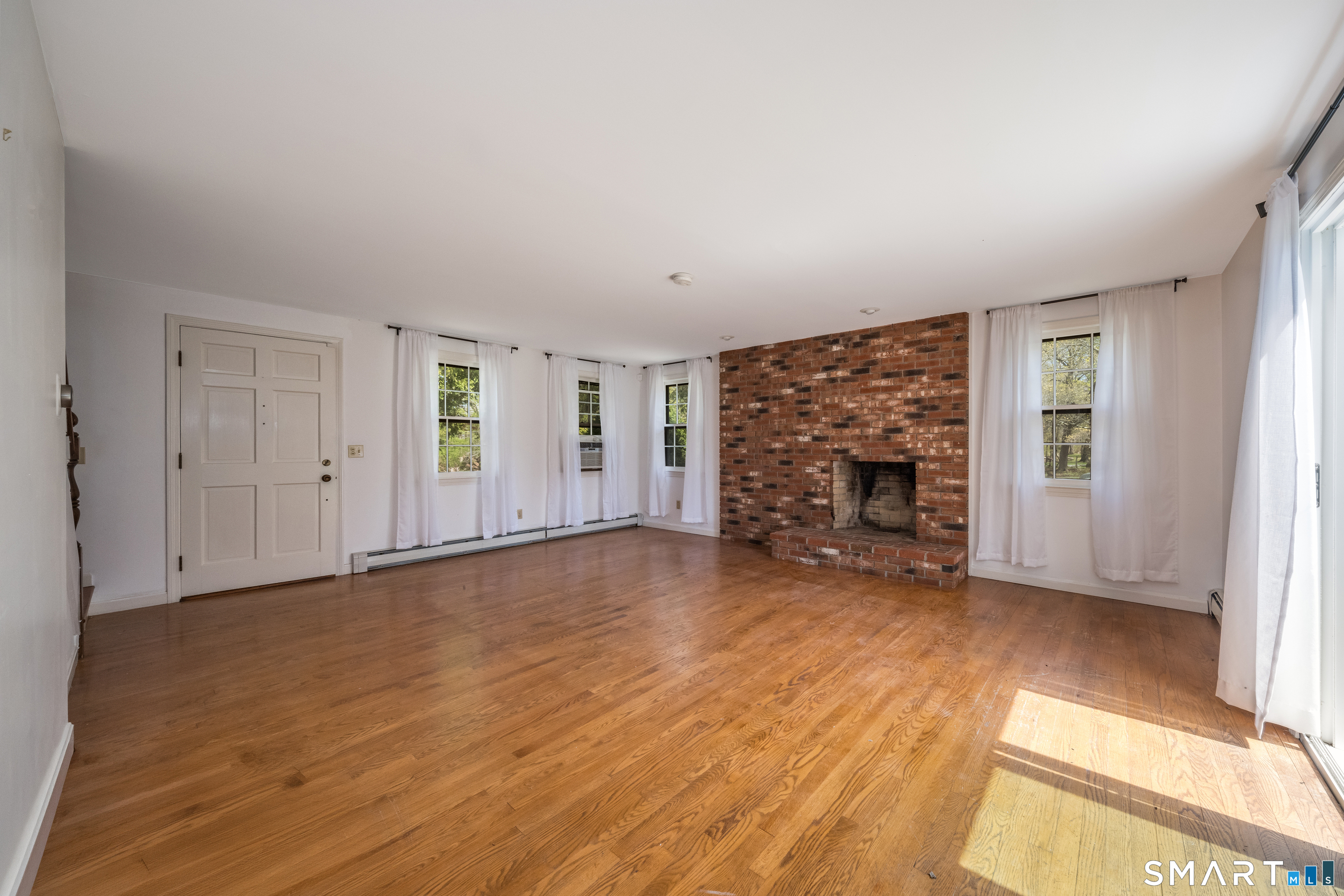 33 Hartford Avenue Madison CT 06443