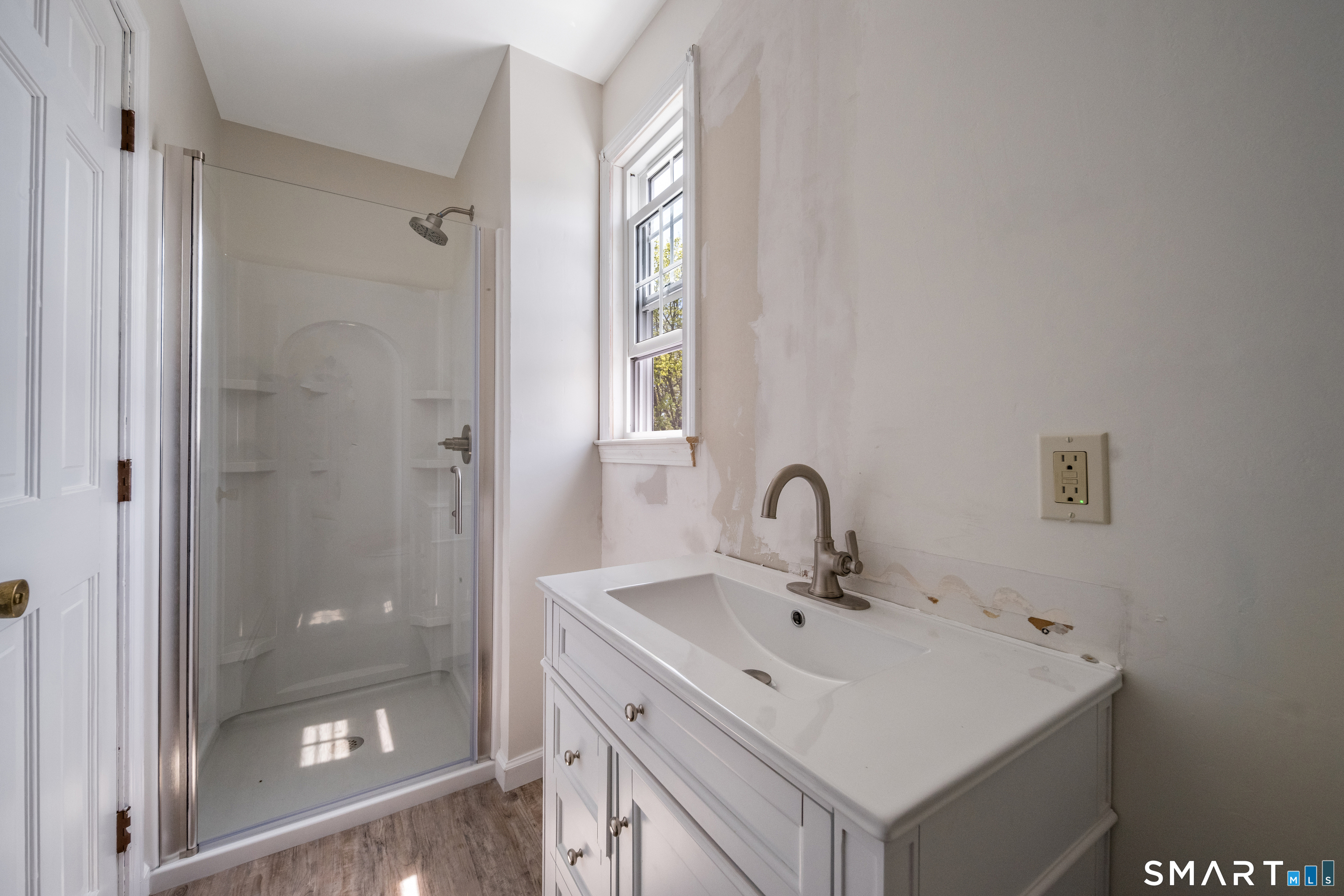 33 Hartford Avenue Madison CT 06443