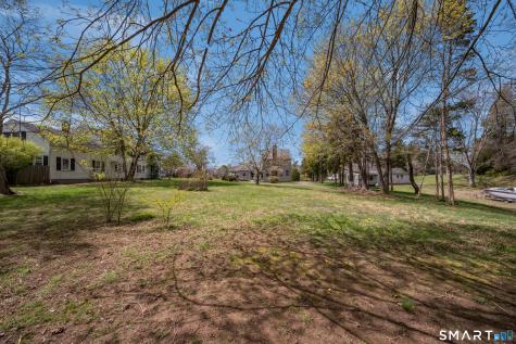 33 Hartford Avenue Madison CT 06443