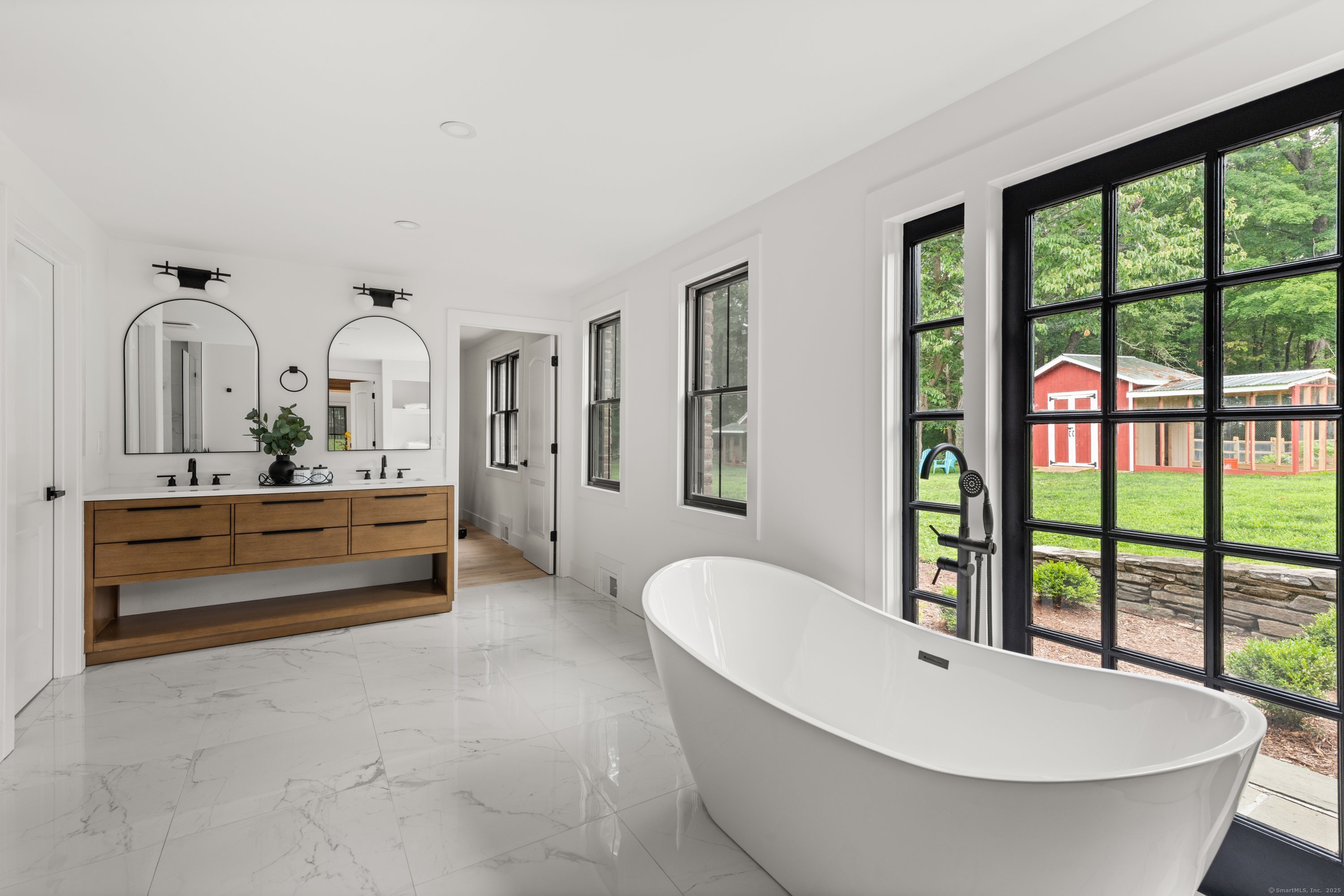372 Tucker Hill Road Middlebury CT 06762