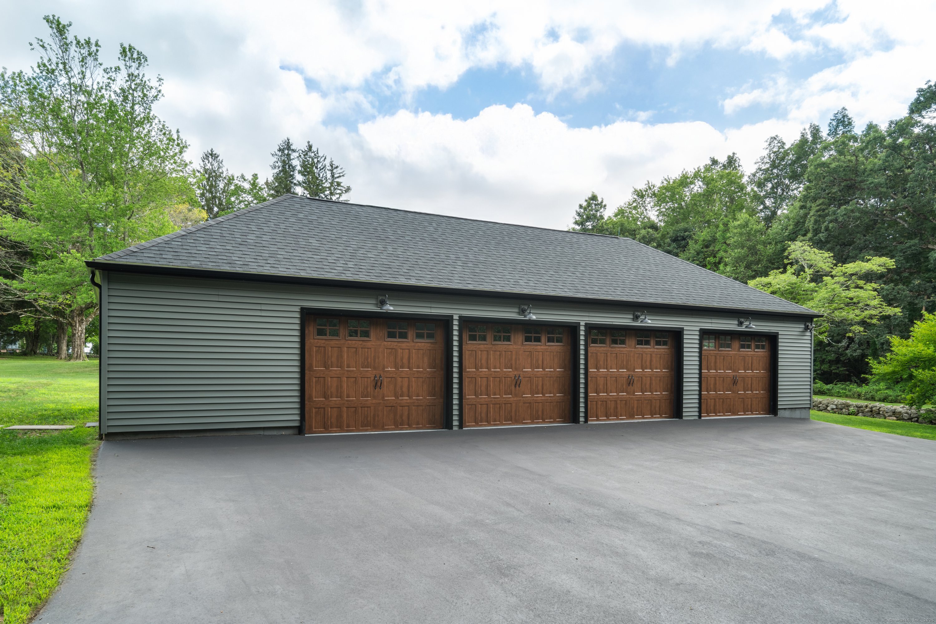 372 Tucker Hill Road Middlebury CT 06762