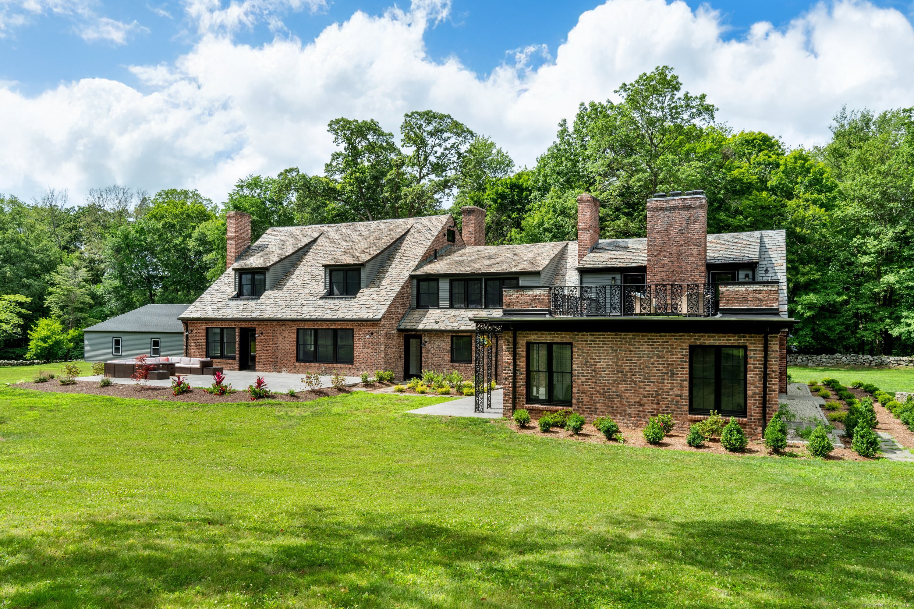 372 Tucker Hill Road Middlebury CT 06762