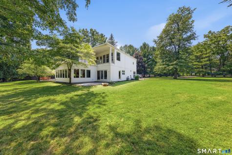 51 Maple South Avenue Westport CT 06880