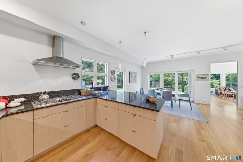 51 Maple South Avenue Westport CT 06880
