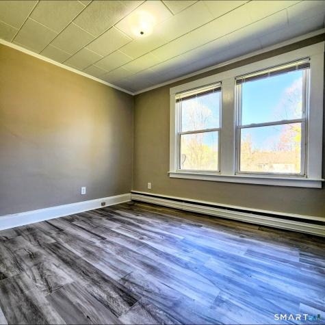 127 West Street Manchester CT 06040