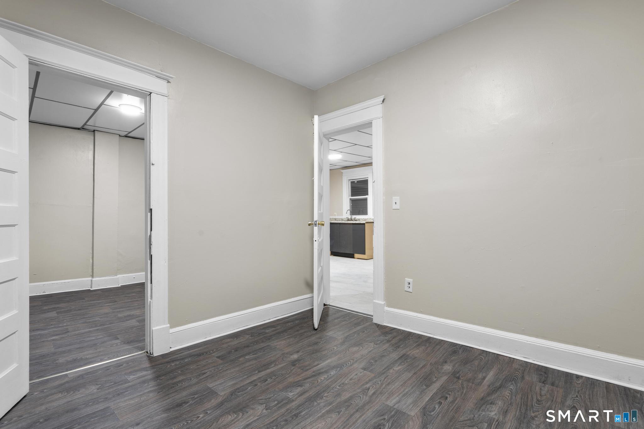 37 Plaza Avenue Waterbury CT 06710