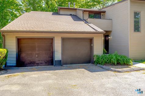 12 Kings Wood Manor Shelton CT 06484