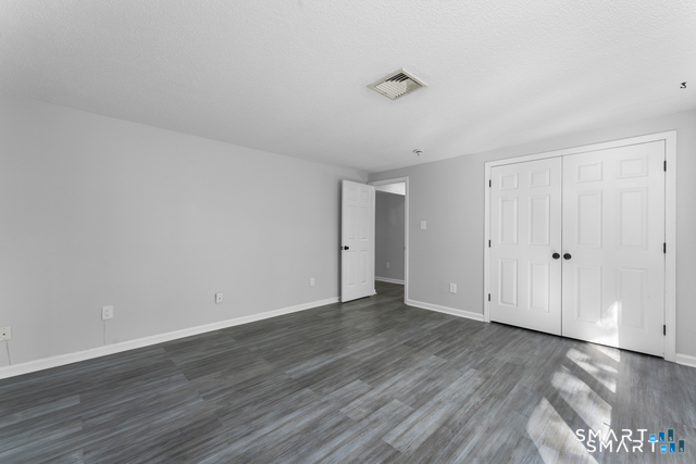 12 Kings Wood Manor Shelton CT 06484
