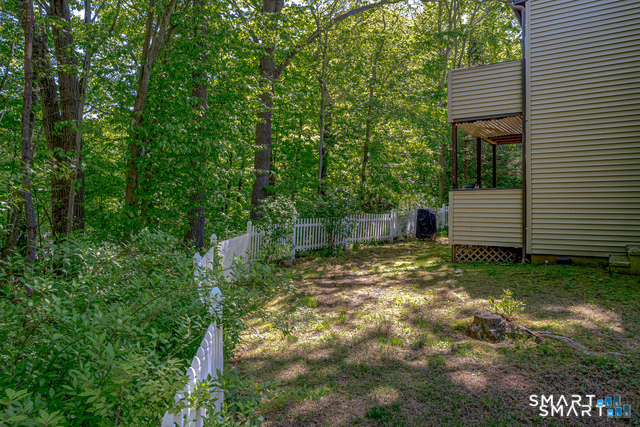 12 Kings Wood Manor Shelton CT 06484