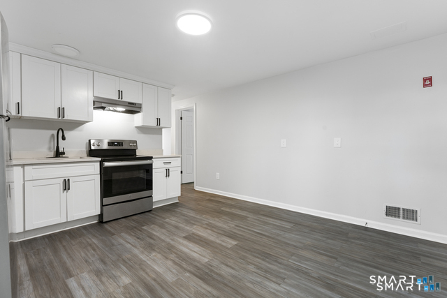 12 Kings Wood Manor Shelton CT 06484