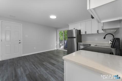 12 Kings Wood Manor Shelton CT 06484