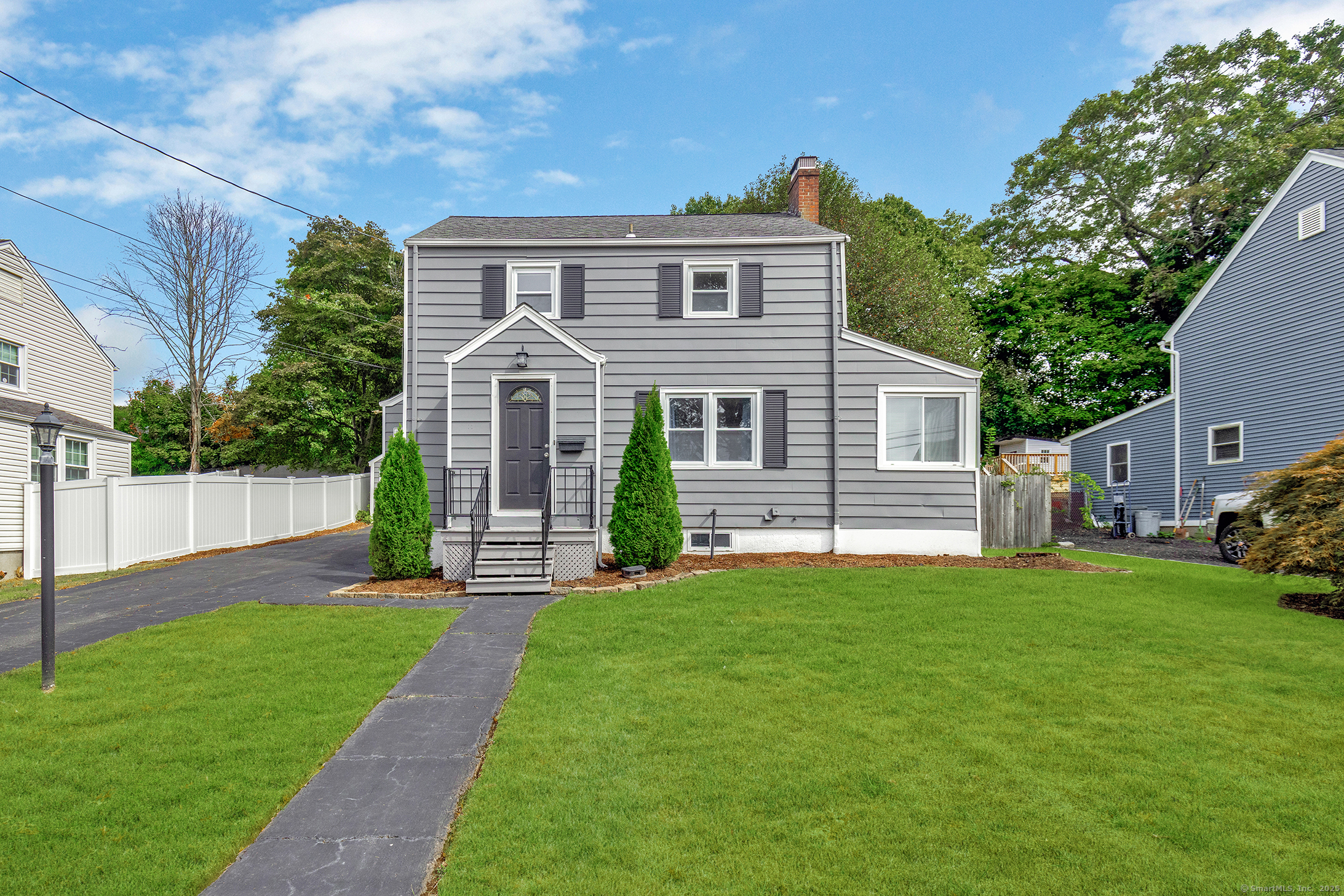 23 Oldroyd Street Milford CT 06461