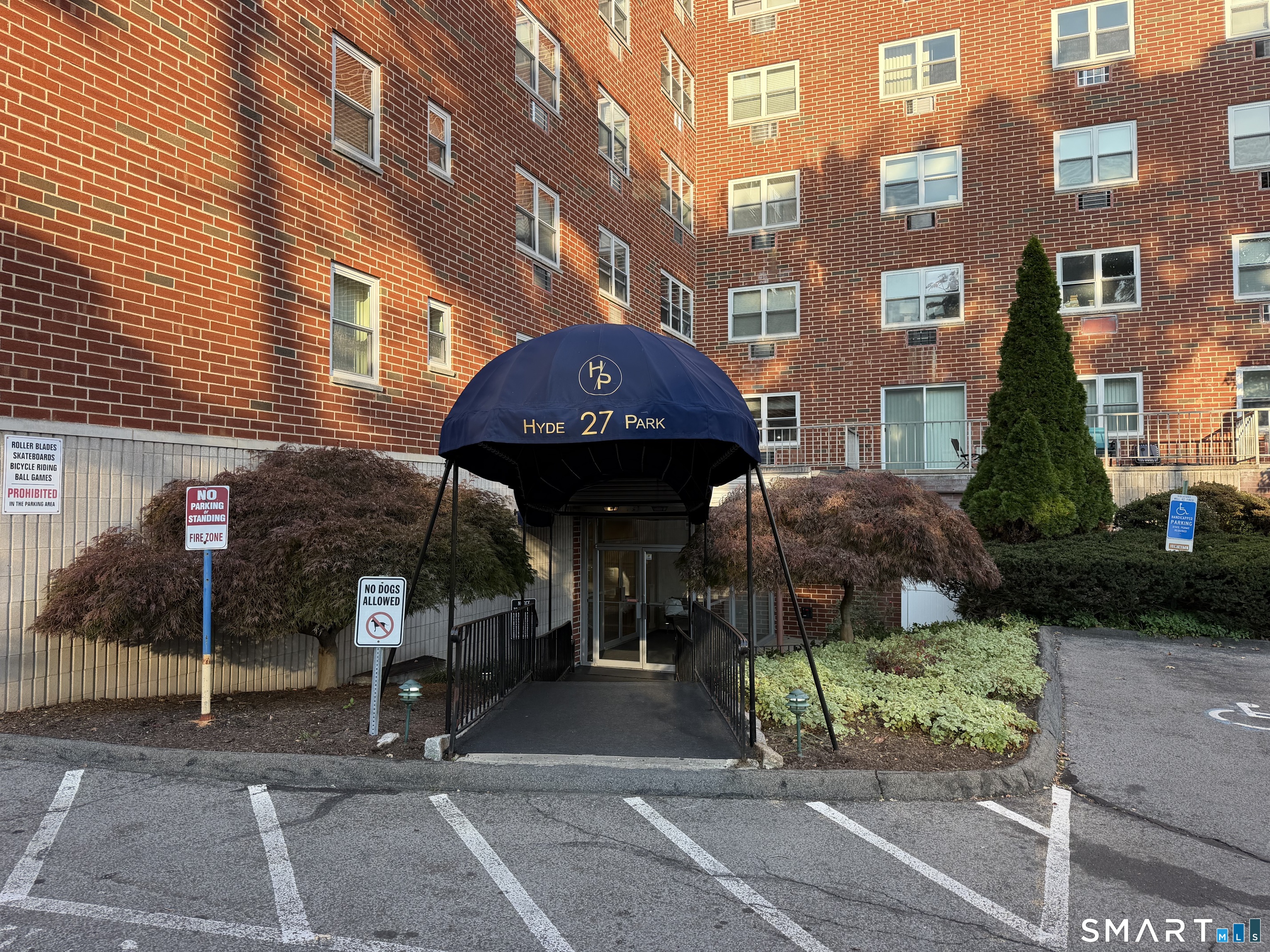 27 Northill Street Stamford CT 06907