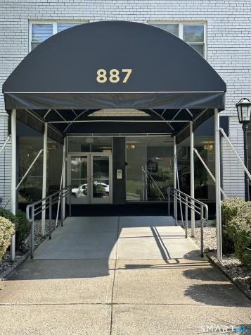 887 Farmington Avenue West Hartford CT 06119