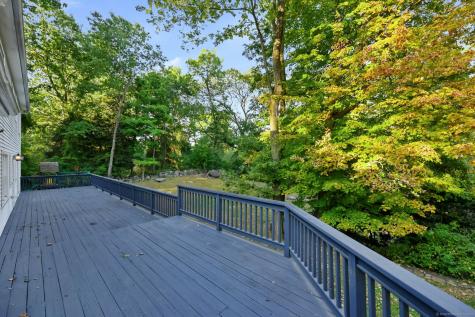 35 Turner Drive Greenwich CT 06831