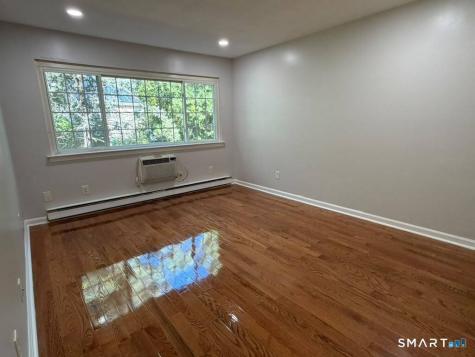 201 Bretton Street Bridgeport CT 06606