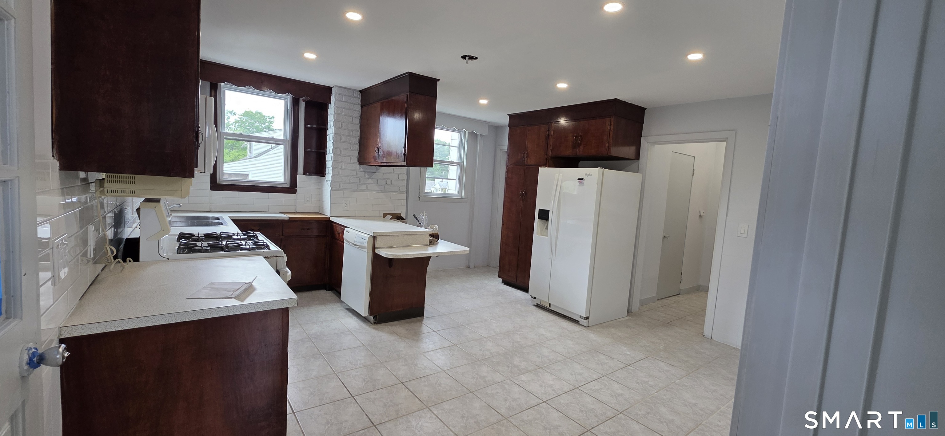 140 Spring Street Windsor Locks CT 06096