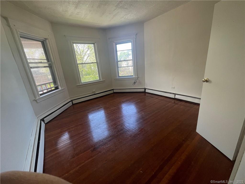 54 Cabot Street Hartford CT 06112